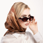 Шелковая магия: как выбрать акцентный аксессуар по цветотипу